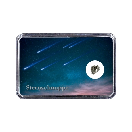 Sternschnuppe bei Abenddämmerung