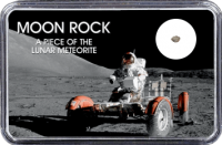 Mond Meteorit NWA 4881 (Motiv: Astronaut mit LRV I) Mond Meteorit NWA 4881 (Motiv: Astronaut mit LRV I)