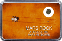 Mars Meteorit Ouargla 003 (Motiv: Mars Rover Perseverance und Hubschrauber Ingenuity mit Fahrspur auf Marsoberfläche aus Vogelperspektive) Mars Meteorit Ouargla 003 (Motiv: Mars Rover Perseverance und Hubschrauber Ingenuity mit Fahrspur auf Marsoberfläche aus Vogelperspektive)